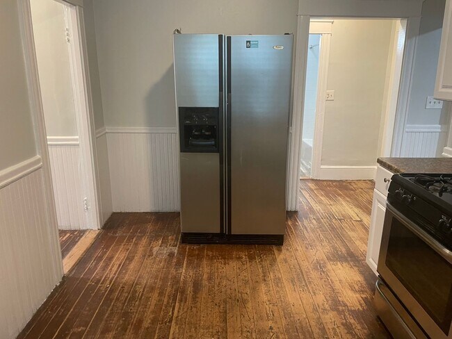 Building Photo - 72-74 Academy Avenue