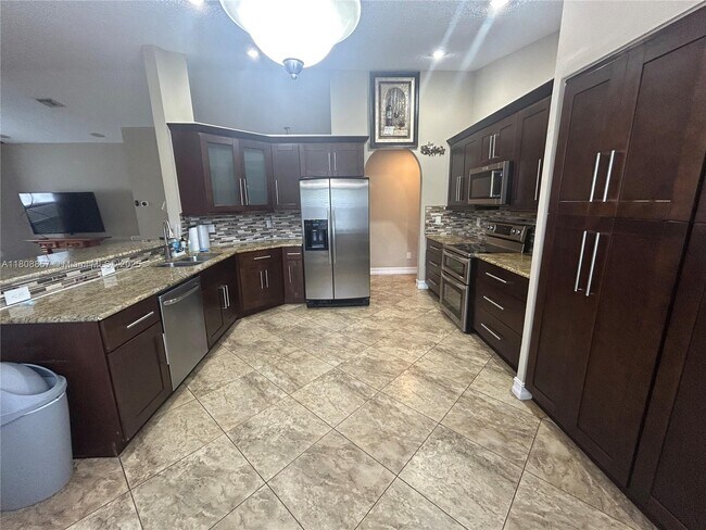 Foto del edificio - 9721 SW 15th Dr