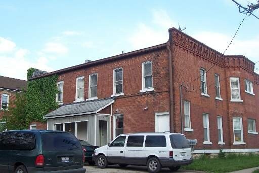 Edificio Photo-Rear - 679-681 S Lake St