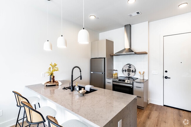 Interior Photo - The Haysboro