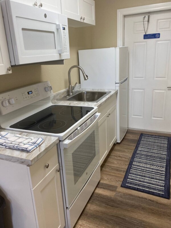 Foto del edificio - 2625 NE Indian River Dr