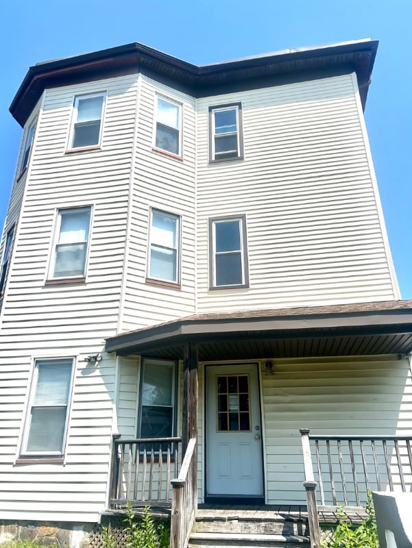 Building Photo - 92 Elliot St