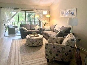 Building Photo - 4867 Winslow Beacon