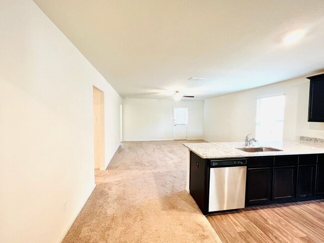 Foto del edificio - Home Sweet Home!