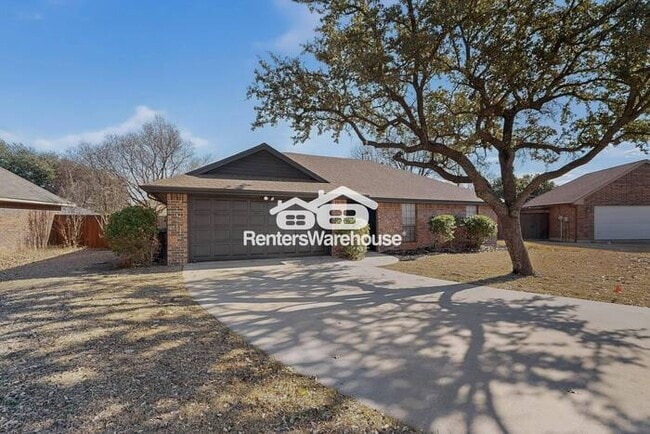 Building Photo - Fully Renovated Gem in Denton
