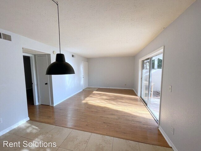 Foto del edificio - 1 br, 1 bath House - 13699 Orange Sunset D...