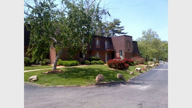 Building Photo - Arbor Village Apartments