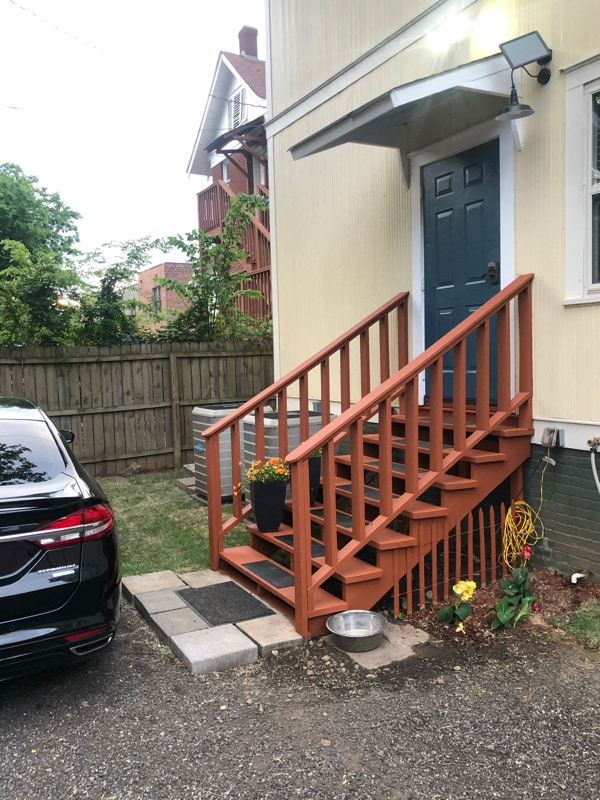 Building Photo - 621 W Daisy L Gatson Bates Dr