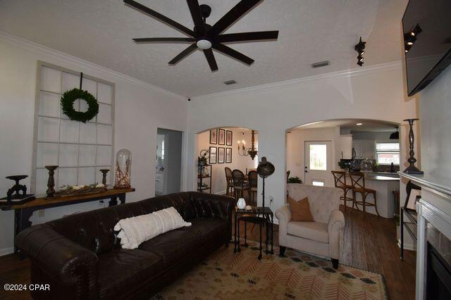 Foto del edificio - 1804 Millwood Ln