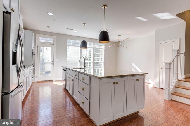 Foto del edificio - 7920 Tilghman St