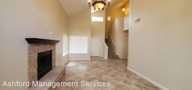Foto del edificio - 4 br, 3 bath House - 10367 E Davenport Dr.