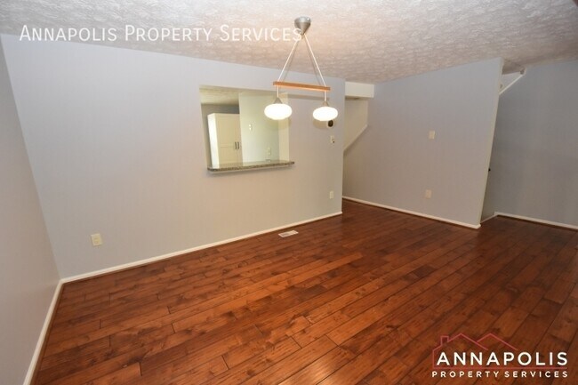 Building Photo - 541 Bay Dale Ct
