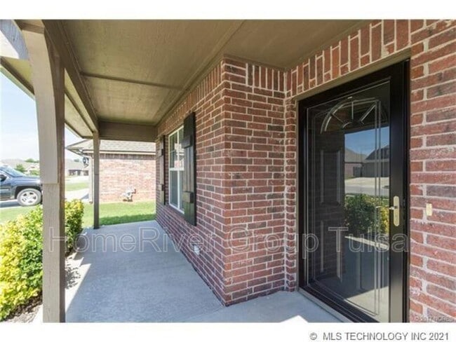Foto del edificio - 9041 East 138th St S