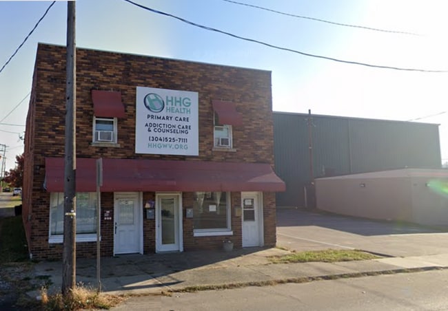 Building Photo - 411 18th St W