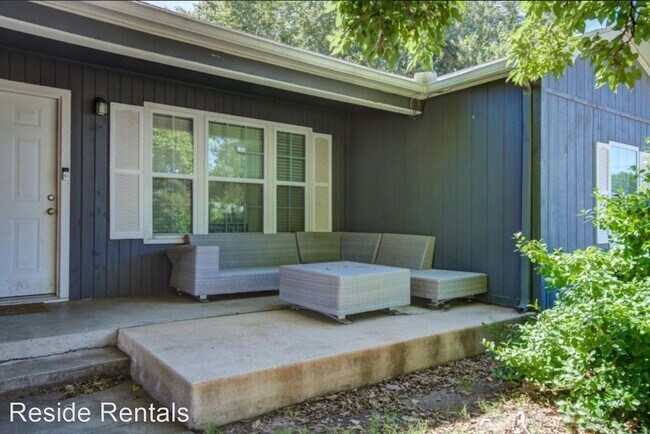 Building Photo - 3 br, 2 bath House - 3815 31st St