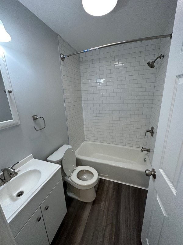 Photo - 906 Erdner Avenue - 6 Apartment