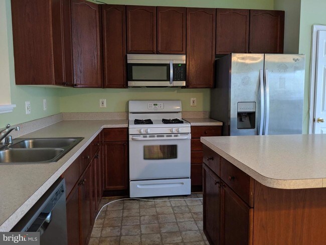Building Photo - 2548 Carrington Way