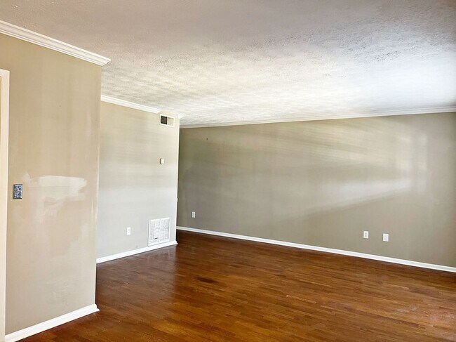Foto del edificio - 1150 Collier Rd NW