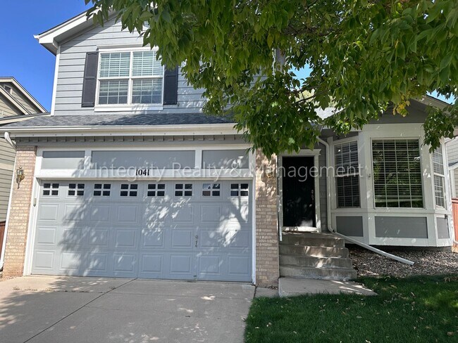 Foto del edificio - 1041 W Laurenwood Ln