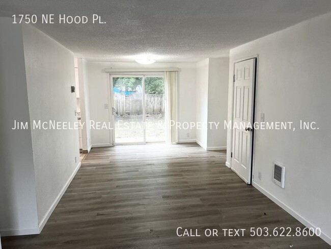 Foto del edificio - Remodeled 3 Bedroom Home In Gresham!