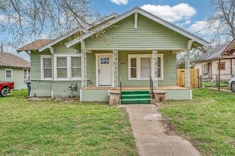 Building Photo - 1602 Mitchell Ave