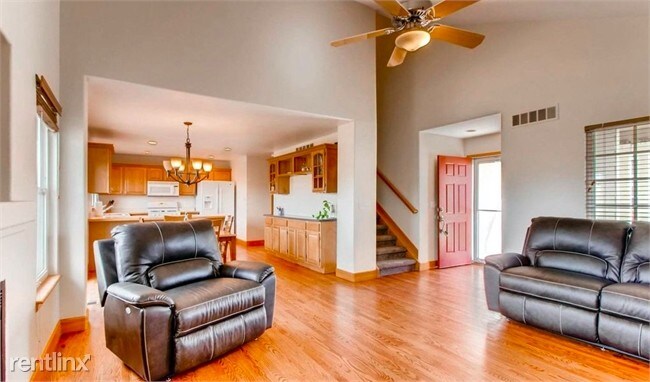 Building Photo - 161 Mohawk Cir