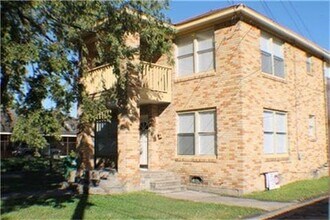 Building Photo - 5017 Pease St