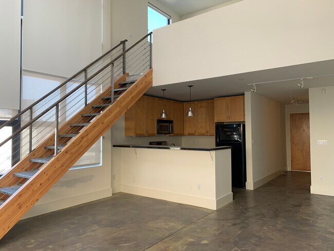 Foto del edificio - 3338 17th St