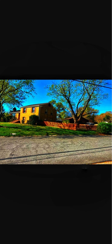 Primary Photo - 7100 Park Rd
