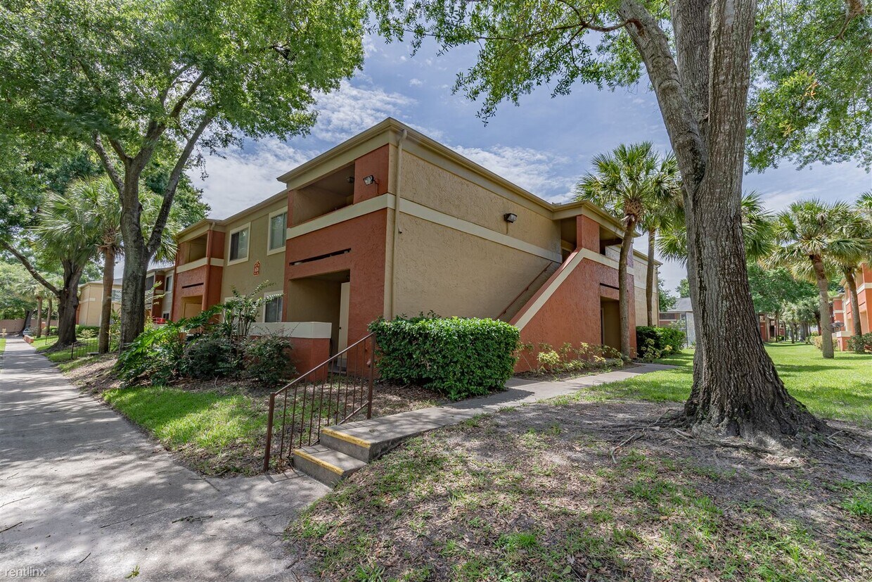 622 Kenwick Cir Unit Apt 203, Casselberry, FL 32707 Room for Rent in