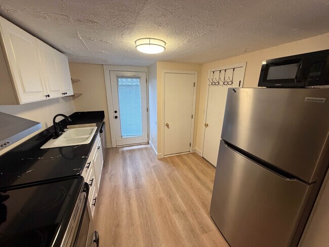 Foto del edificio - 7657 SE Market St