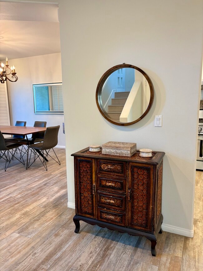 Building Photo - 6483 Zuma View Pl