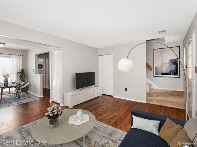 Foto del edificio - 1323 Laurel Valley Dr