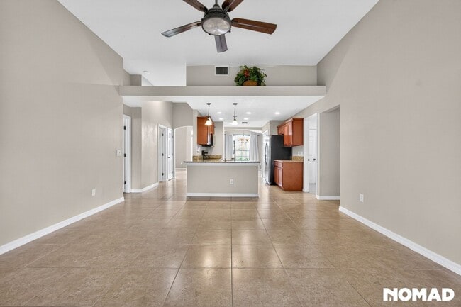 Building Photo - 2190 Weatherly Ave