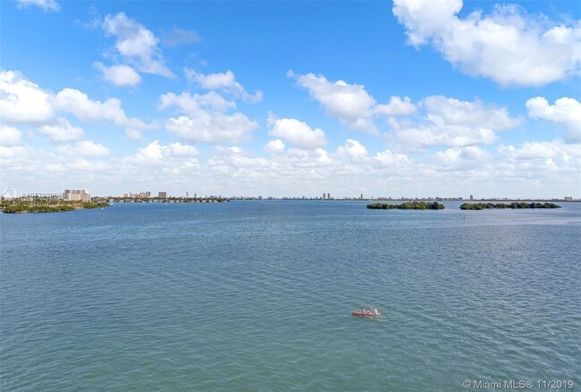 Building Photo - 7751 NE Bayshore Ct