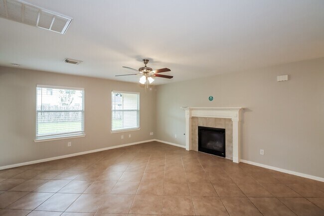 Foto del edificio - 2427 Ranch Hollow Ct
