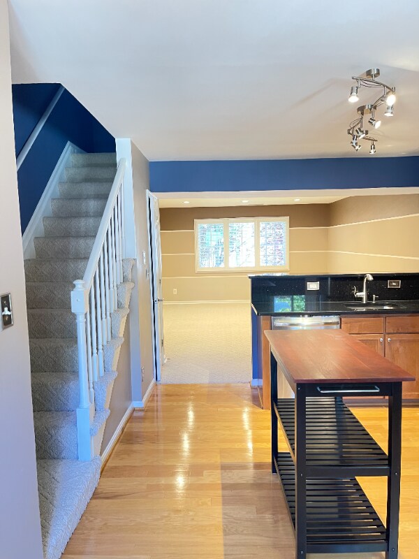 1455B N Van Dorn St, Alexandria, VA 22304 Townhouse for Rent in