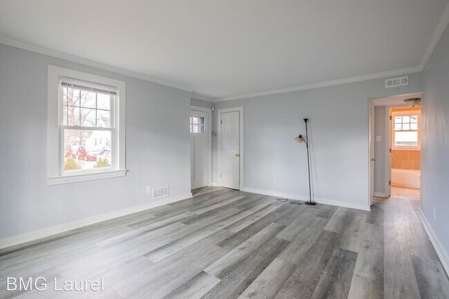 Foto del edificio - 3 br, 1.5 bath House - 13302 Williams Dr