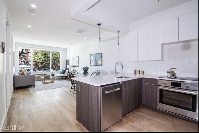 Building Photo - 1 br, 1 bath Apartment - 806 Dekalb Ave