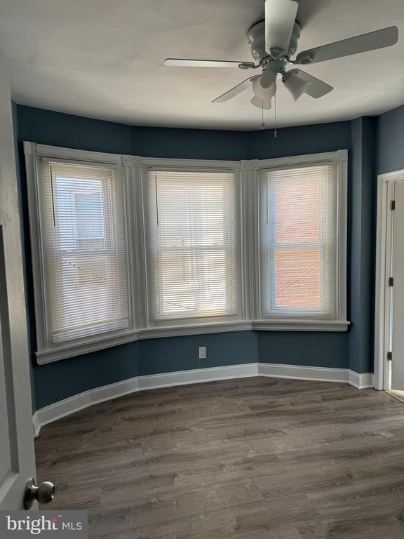 Foto del edificio - 5332 Pine St