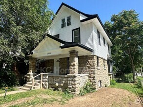 Building Photo - 2958 Lockridge Ave