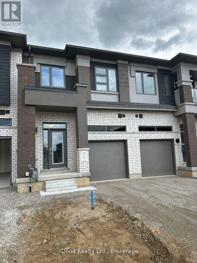 Building Photo - 660 Colborne St W