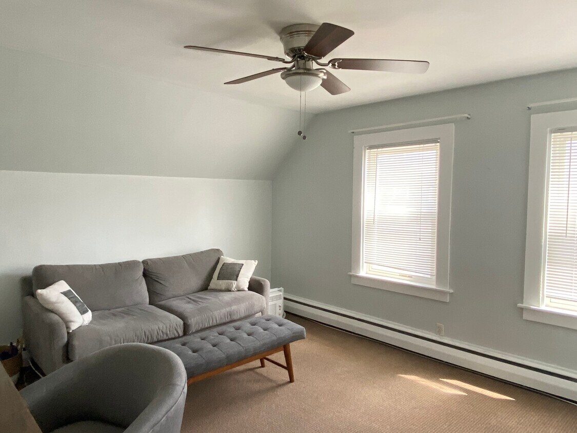 Living Room - 15 Morse St