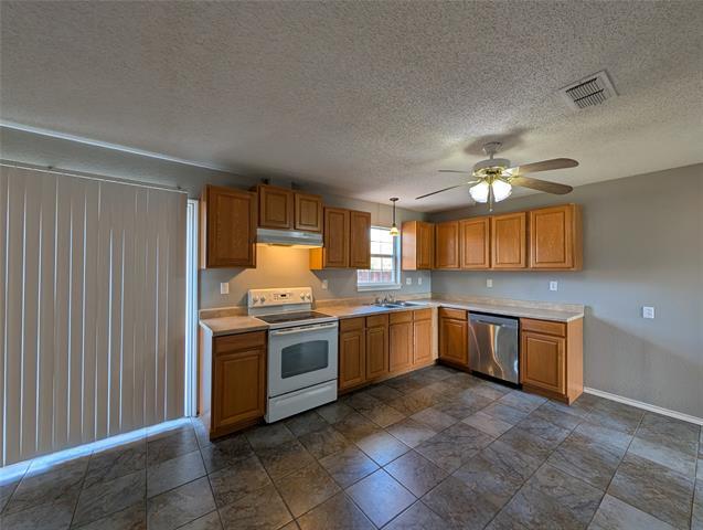 Foto del edificio - 406 N Denny St