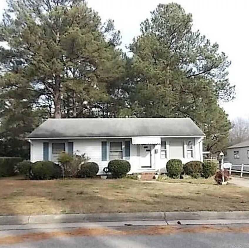 Foto principal - 502 Macon St S