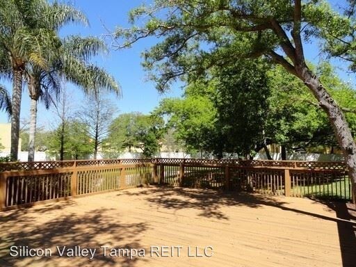 Building Photo - 3112 Bayshore Oaks Dr