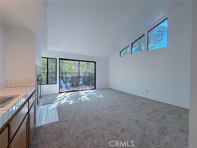 Building Photo - 1548 Vallecito Dr