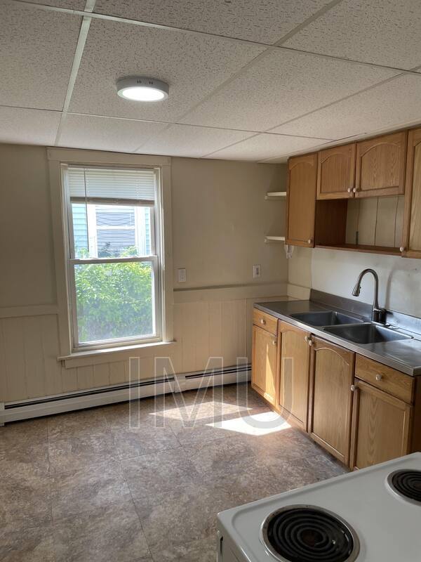 19 Nichols St Unit 1, Haverhill, MA 01830 Condo for Rent in Haverhill