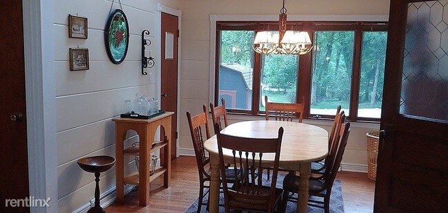 Building Photo - 2 br, 1 bath House - 3807 Manawa Lane