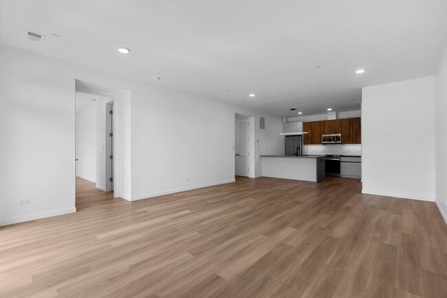 Foto del edificio - 204 S Leavitt St